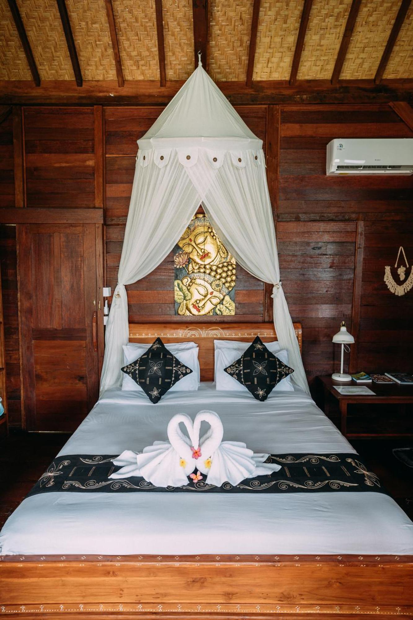 Wooden House Candidasa Manggis  Luaran gambar